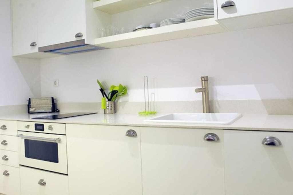 ברצלונה Calm Modern Apartment מראה חיצוני תמונה
